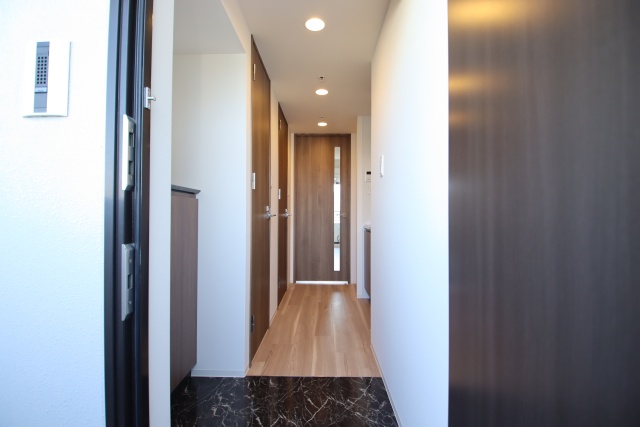 玄関　※別室の参考写真の為、現況優先です。