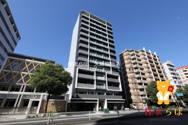 建物外観　「見ないで終わるには、惜しすぎる。」