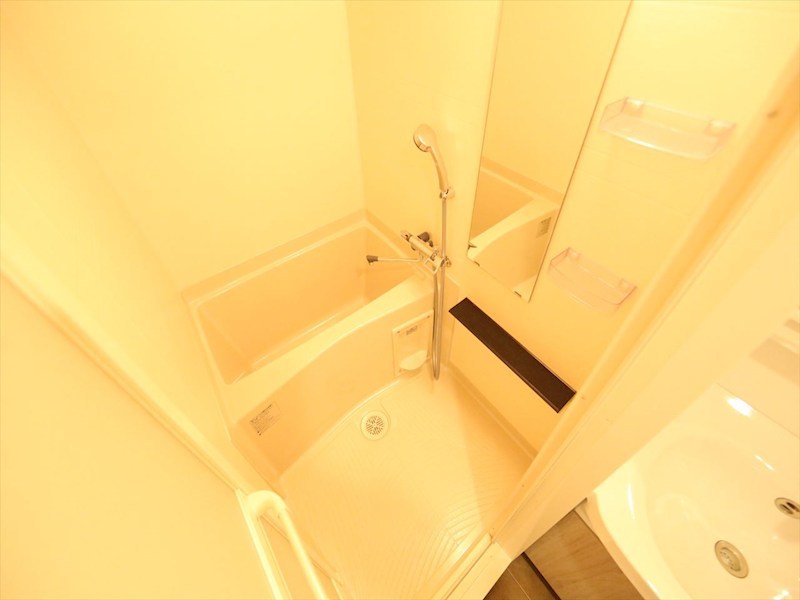 バス・シャワールーム　バスルーム　浴室暖房乾燥機付き　同仕様写真