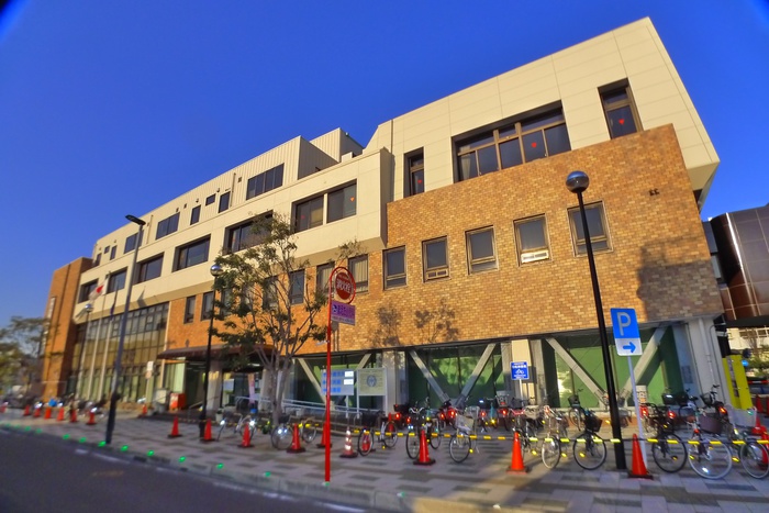 役所　市行徳支所（役所）まで633m