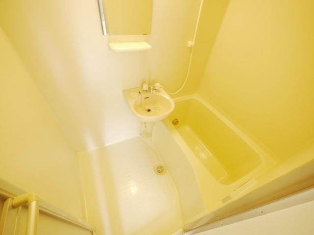 バス・シャワールーム　★お風呂で一日の疲れを癒してください★