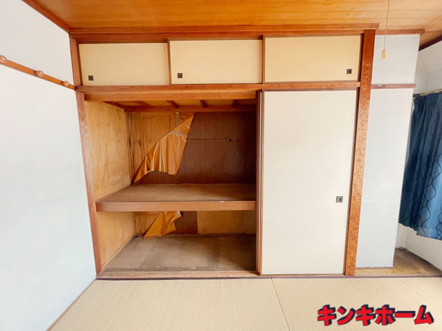 収納　写真は別のお部屋のものでございます。