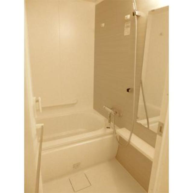 バス・シャワールーム　※写真は同タイプ住戸です。