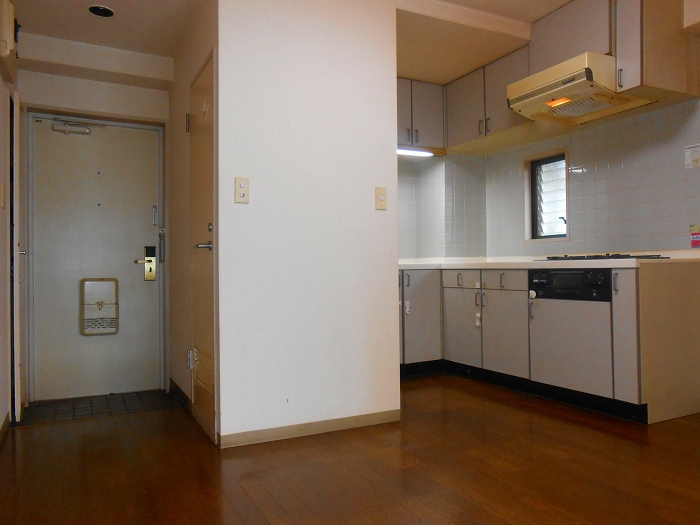 居室・リビング　反転写真です