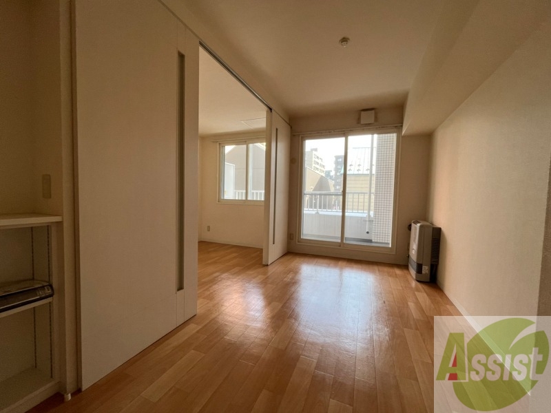 居室・リビング　広くてキレイなお部屋が広がっていて、充実した生活が送れそう。