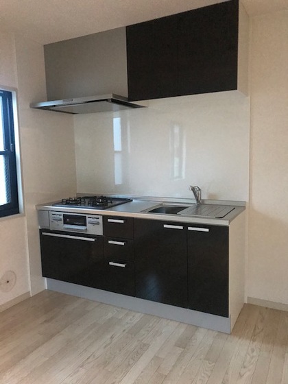 キッチン　※別部屋の写真です