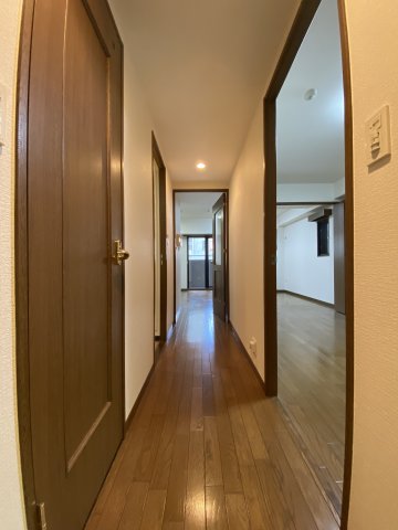 玄関　リーガル南船場　玄関