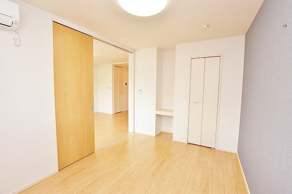 その他部屋・スペース　★洋室6.1帖★