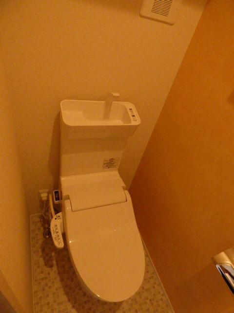 トイレ　トイレもきれいです