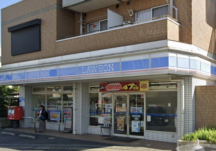 コンビニ　ローソン 柏増尾駅前店（コンビニ）まで724m