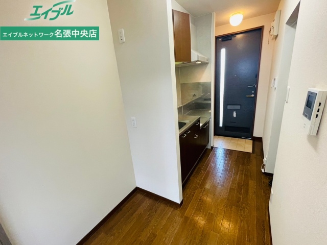 居室・リビング　同物件・別室の写真です。