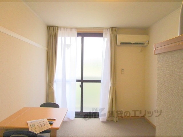 居室・リビング　洋室