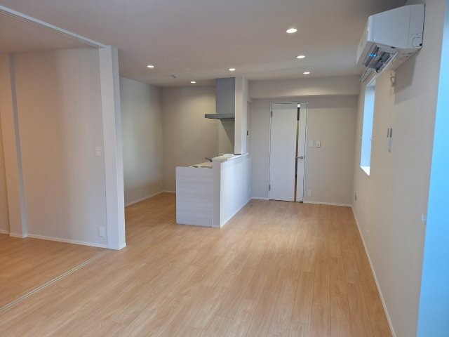 居室・リビング　★ゆとりある広さのリビング★