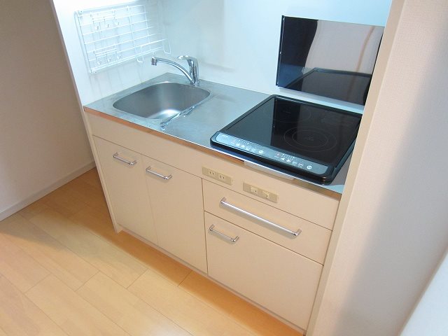 キッチン　ＩＨコンロ付きシステムキッチン