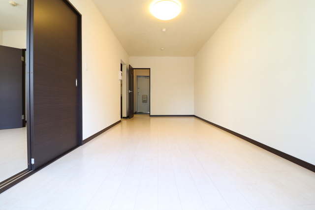 居室・リビング　照明＆エアコン付き