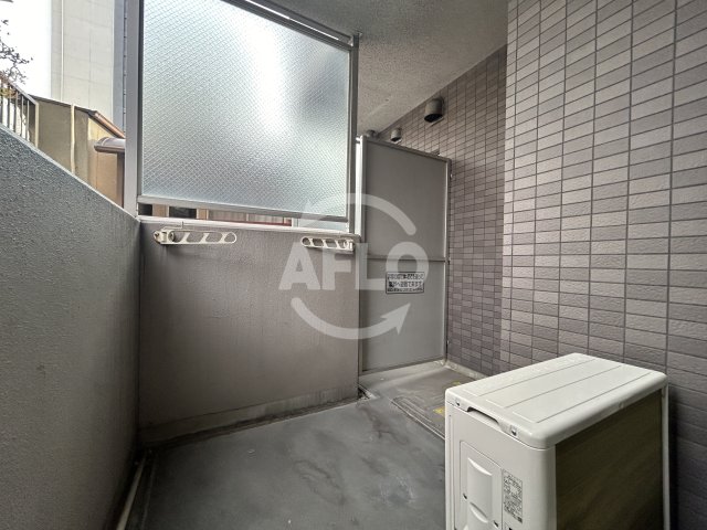 バルコニー　ディナスティ福島　バルコニー