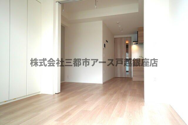 居室・リビング　Ｊ．ＧＲＡＮ　Ｃｏｕｒｔ　品川西大井ＷＥＳＴ