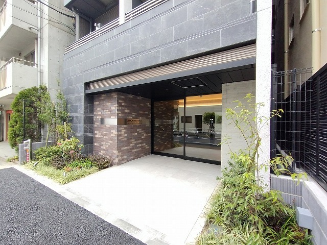 エントランス　エントランス