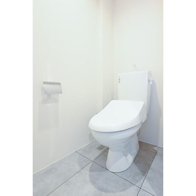 トイレ　写真は同タイプ住居です。