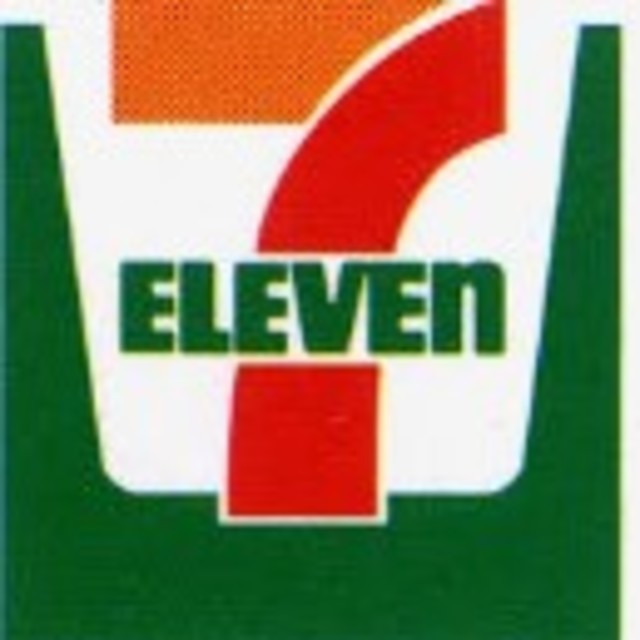 コンビニ　ファミリーマート広島山本一丁目店（コンビニ）まで225m