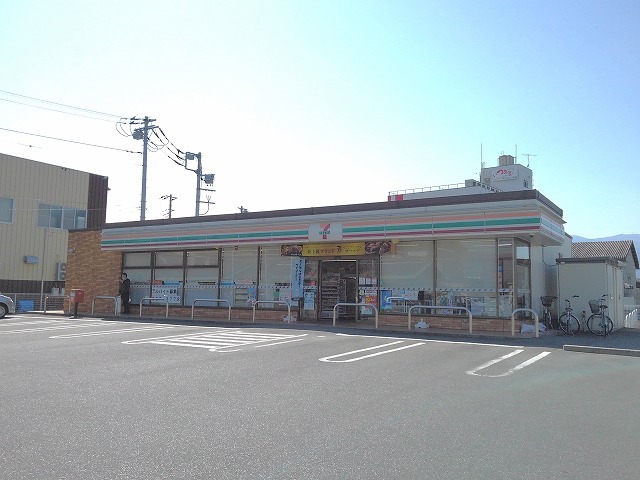 コンビニ　セブンイレブン甲府国母店（コンビニ）まで572m