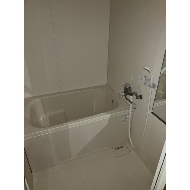 バス・シャワールーム　別部屋のお写真です。