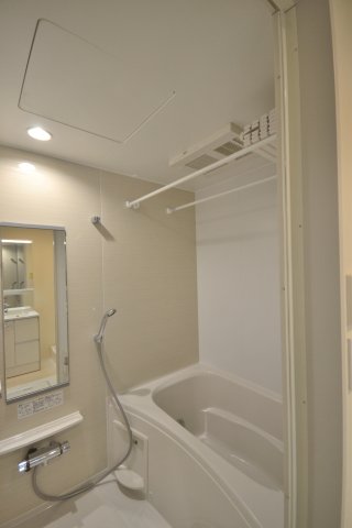 バス・シャワールーム　★浴室乾燥&追焚機能付き♪