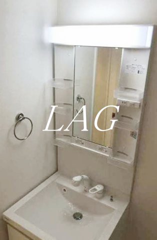 洗面設備　独立洗面台です。