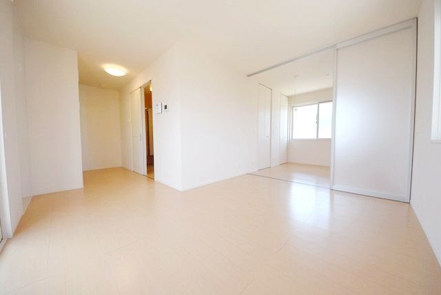 居室・リビング　反転タイプになります