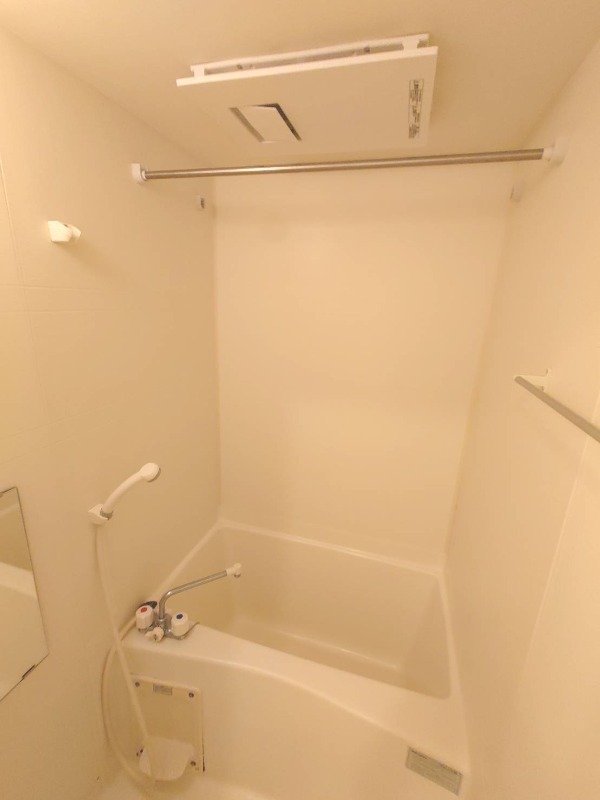 バス・シャワールーム　浴室乾燥機あります