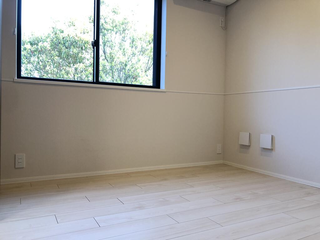 居室・リビング　※別号室参考写真