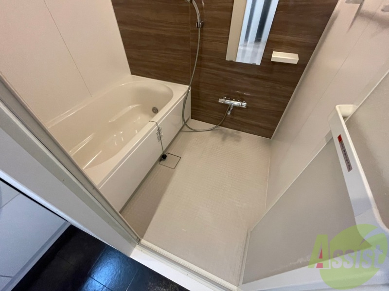 バス・シャワールーム　お風呂です。ゆっくりお風呂につかるのも体に良いですね～