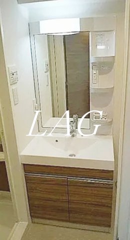 洗面設備　洗面台です。