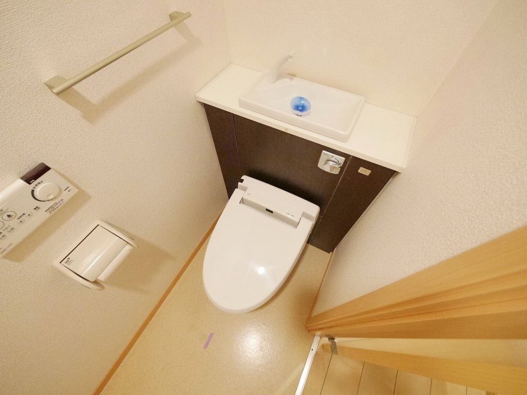 トイレ　トイレ