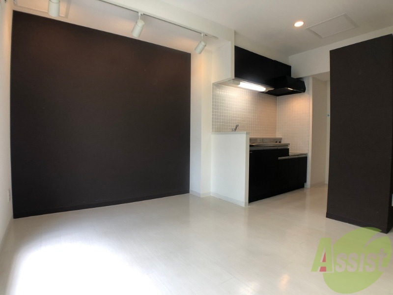 居室・リビング　広くてキレイなお部屋が広がっていて、充実した生活が送れそう。