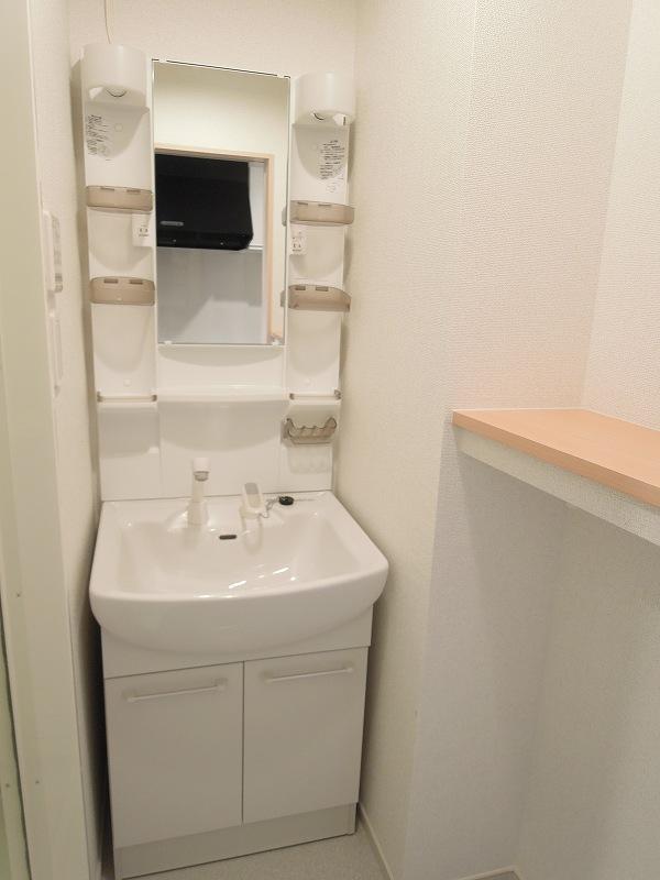 洗面設備　洗面化粧台