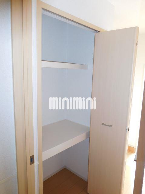 収納　玄関横の収納です。