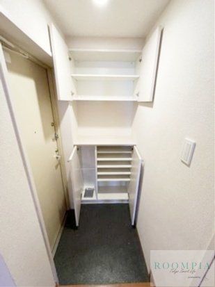 玄関　物件画像