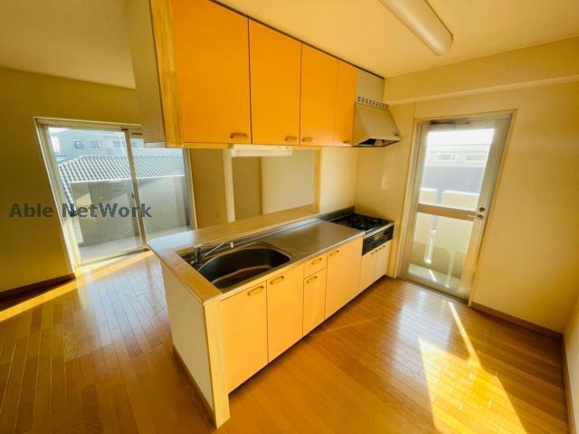 キッチン　別号室写真