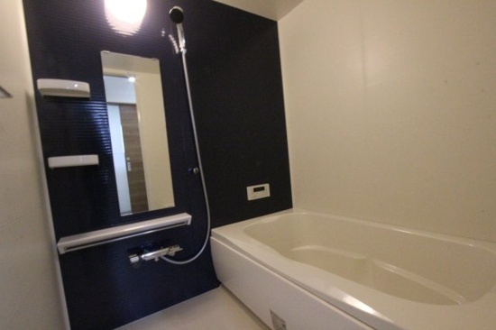 バス・シャワールーム　同タイプ　現状と異なることがございます