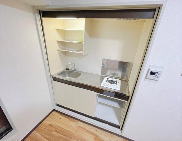 キッチン　1口ガスコンロ付きのキッチンです