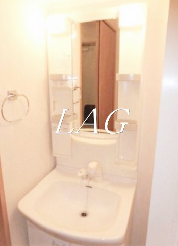 洗面設備　洗面台です。