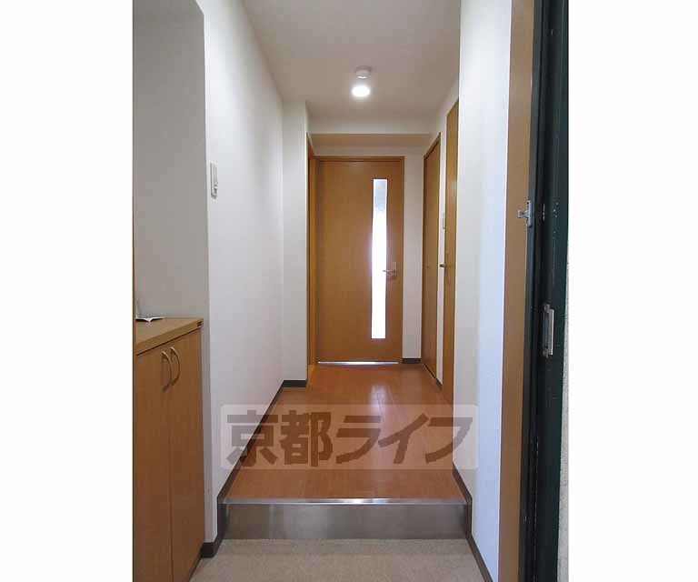 その他部屋・スペース　幅員の広い廊下です