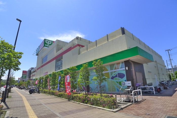 スーパー　サミットストア 向台町店（スーパー）まで350m