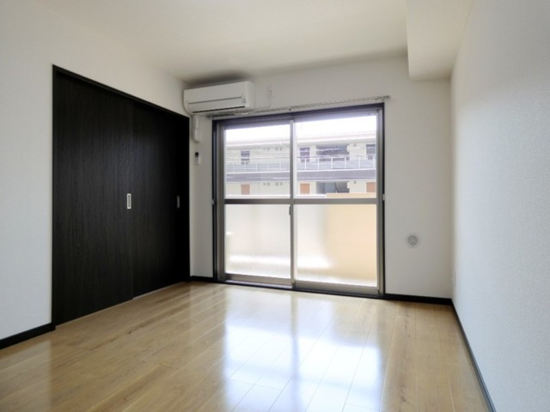 居室・リビング　図面と現状に相違がある場合には現状を優先