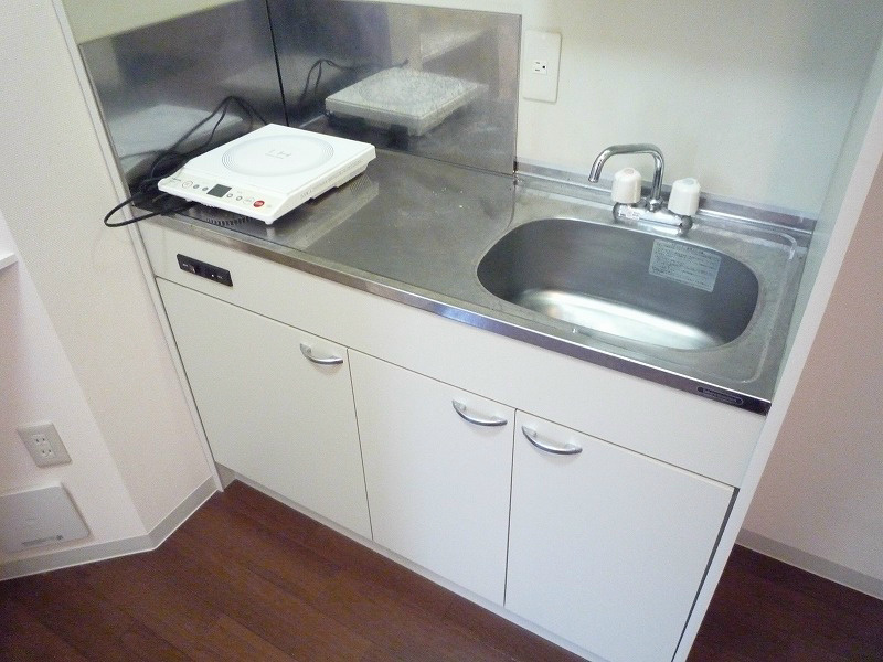 キッチン　電気コンロ１口付