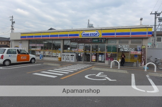 コンビニ　ミニストップ小川御林店（コンビニ）まで684m