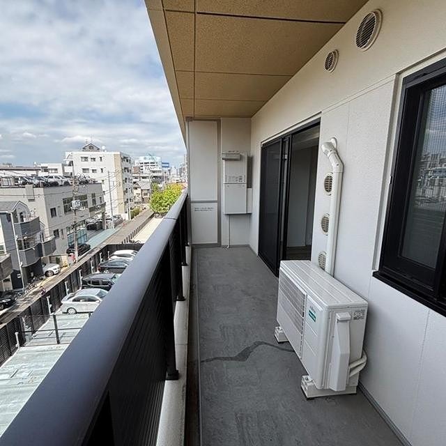バルコニー　※同仕様写真含む