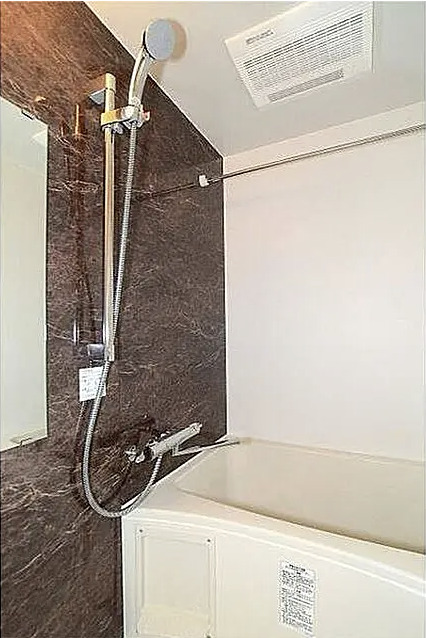 バス・シャワールーム　風呂