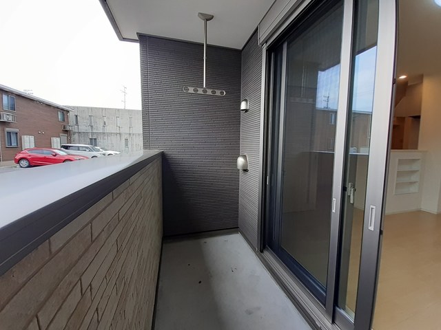 バルコニー　バルコニー